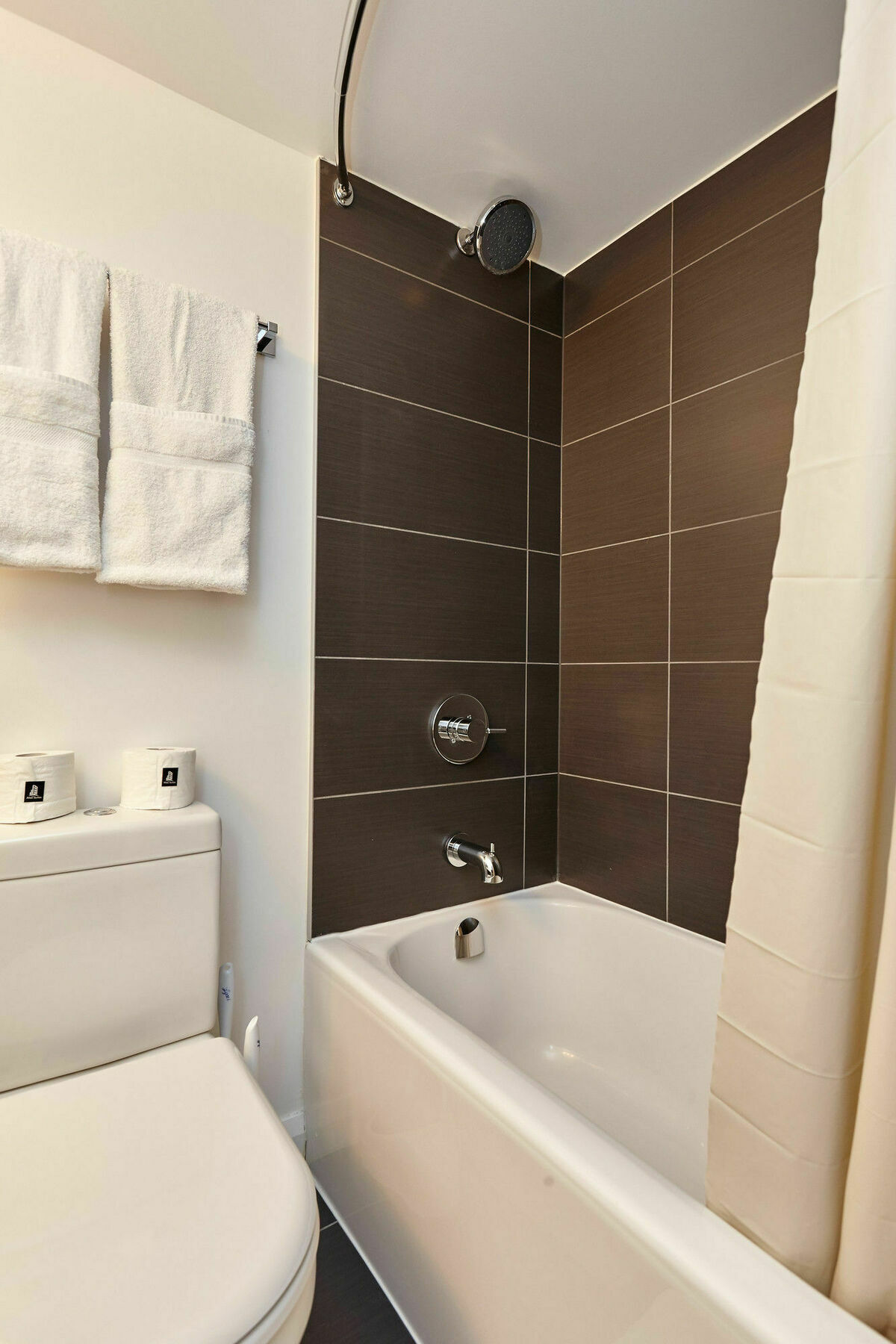 Atlas Suites - Yorkville Furnished Apartments Toronto Eksteriør billede