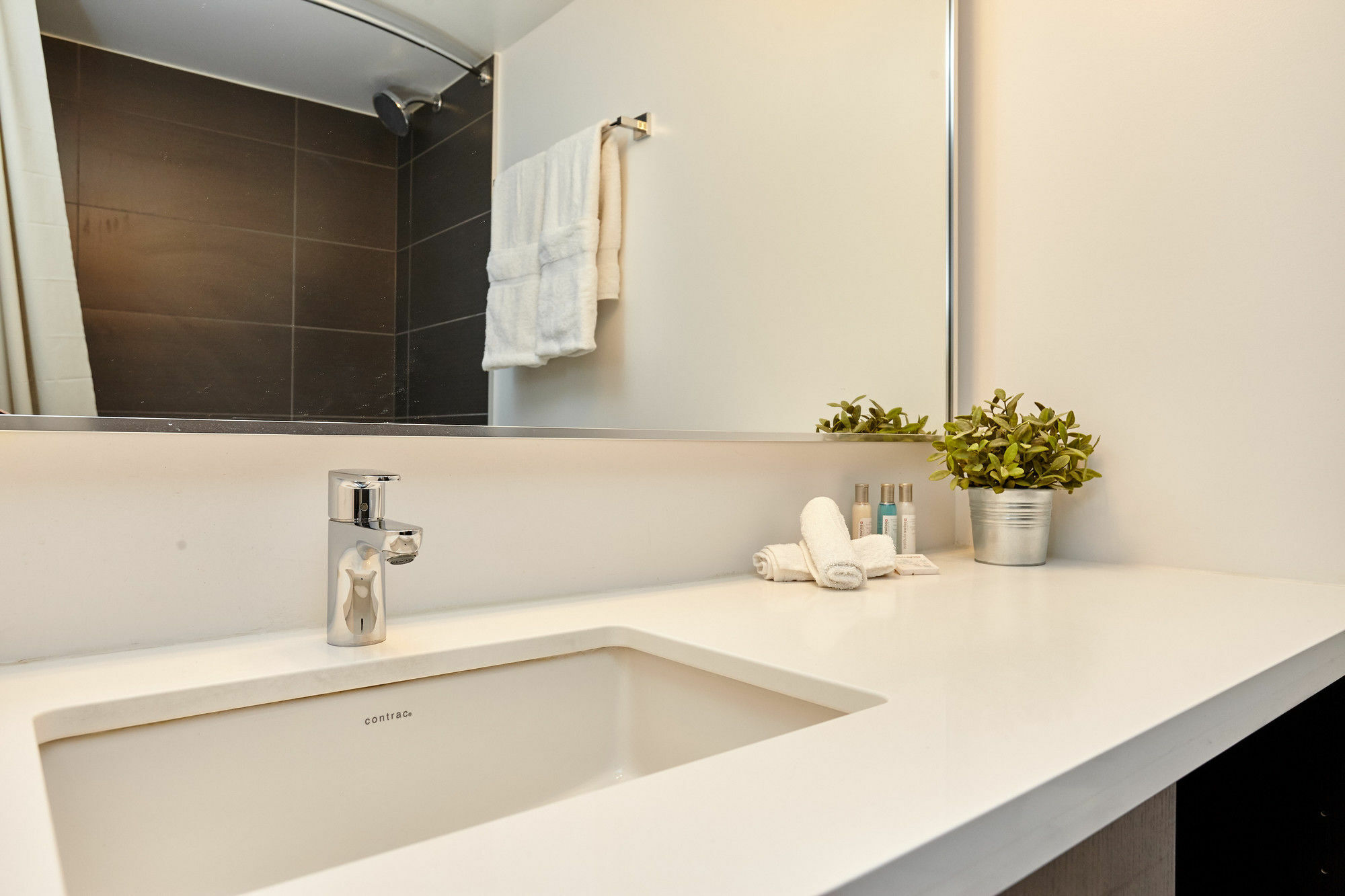 Atlas Suites - Yorkville Furnished Apartments Toronto Eksteriør billede