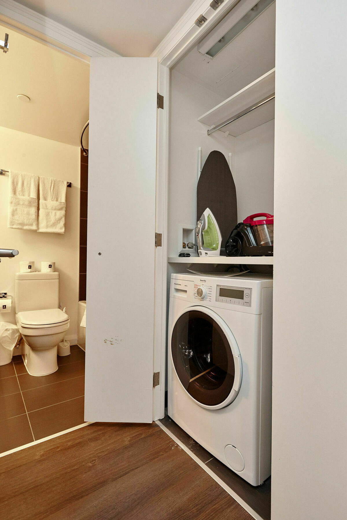 Atlas Suites - Yorkville Furnished Apartments Toronto Eksteriør billede